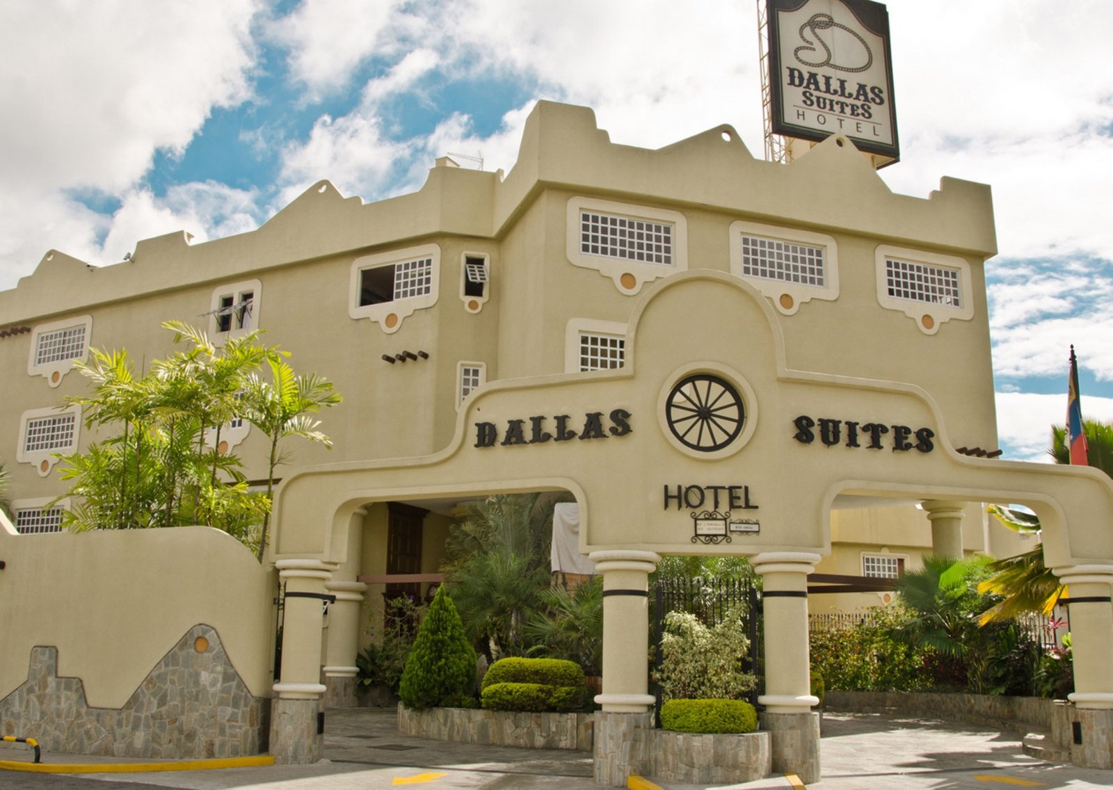 Fachada de Dallas Suites Hotel