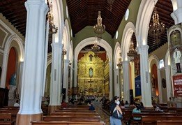 Fachada de Iglesia Nuestra Señora de la Candelaria 774