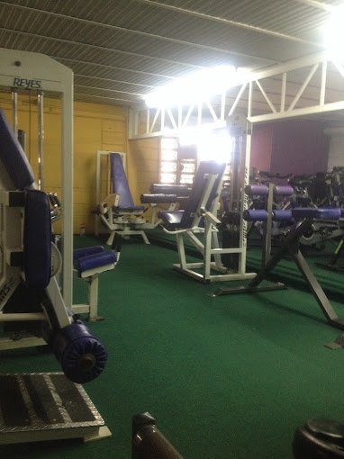 Fachada de Gimnasio Gym Universo