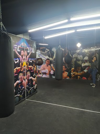 Fachada de Dojo Gym