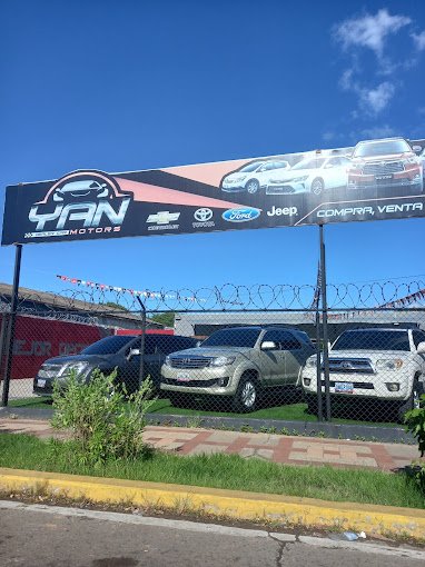 Fachada de Yan Motors Dealer Car