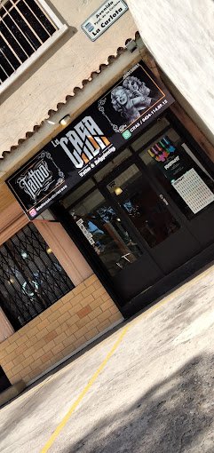 Fachada de La Casa Tattoo & Body piercing Studio