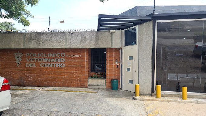 Fachada de Policlínico Veterinario del Centro