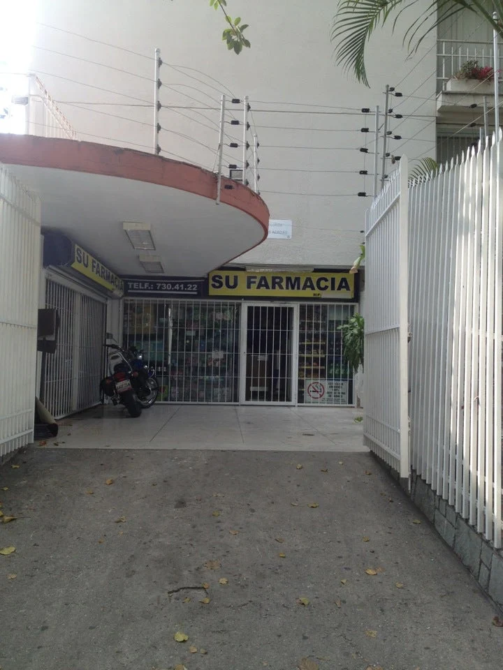 Fachada de Su Farmacia