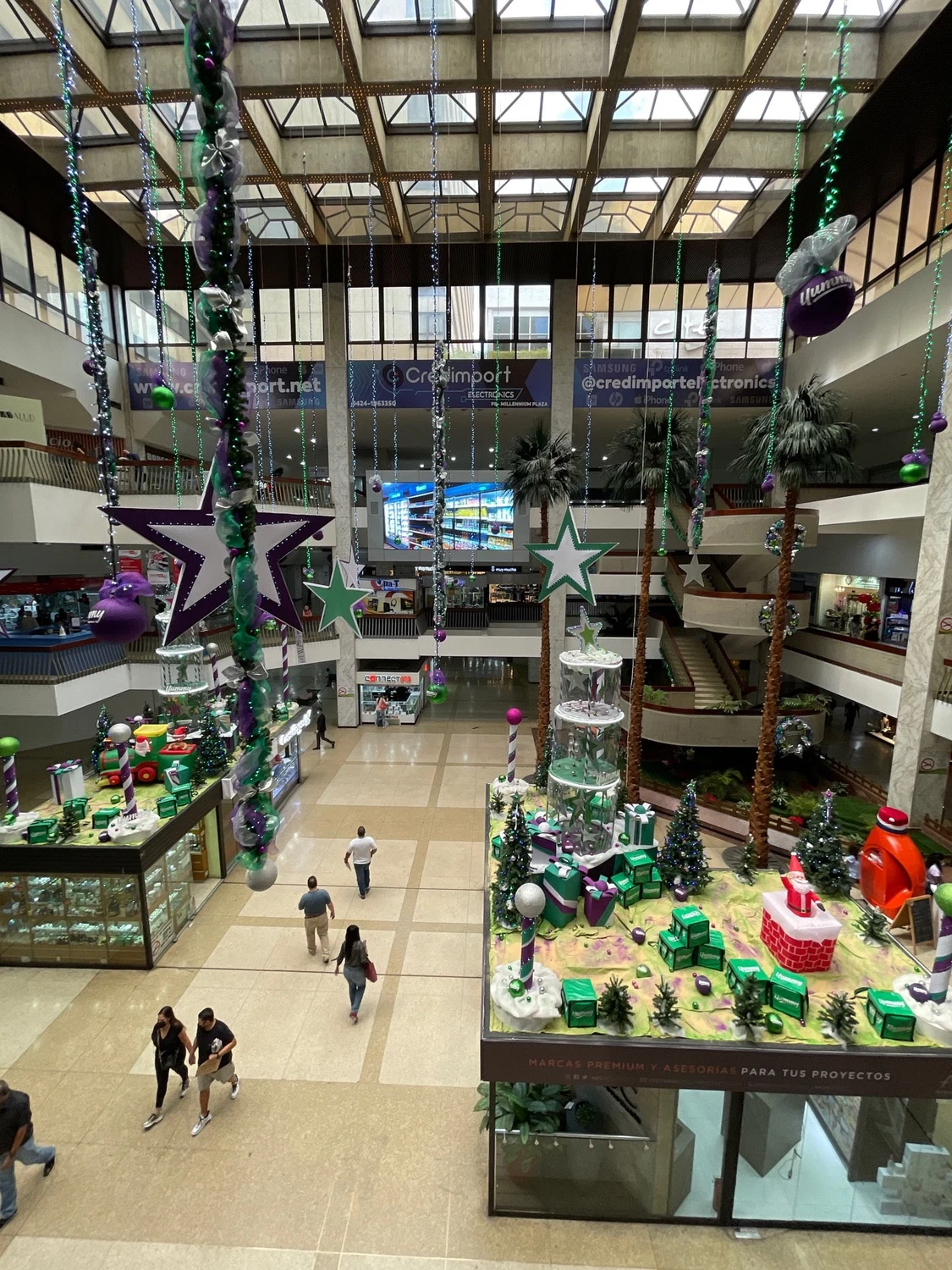 Fachada de Centro Ciudad Comercial Tamanaco CCCT 3663