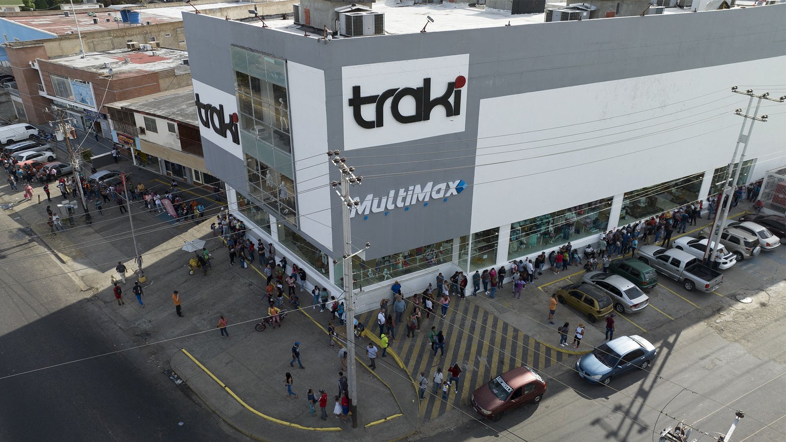 Fachada de Multimax Ciudad Bolívar