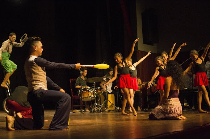 Fachada de En Punto Estudio De Danza