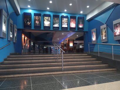 Fachada de Cinex Virtudes