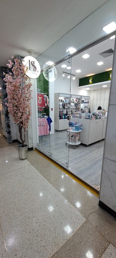 Fachada de Four Life shop