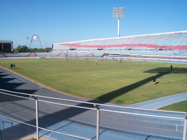 Fachada de Estadio José Encarnación Romero