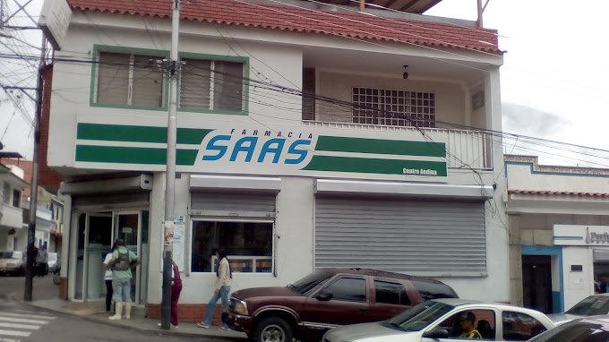 Fachada de Farmacia SAAS Centro Andina