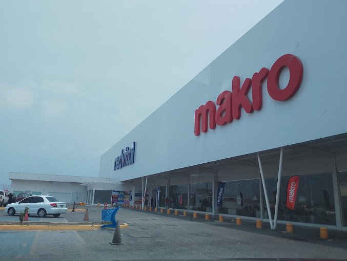 Fachada de Makro Puerto Cabello