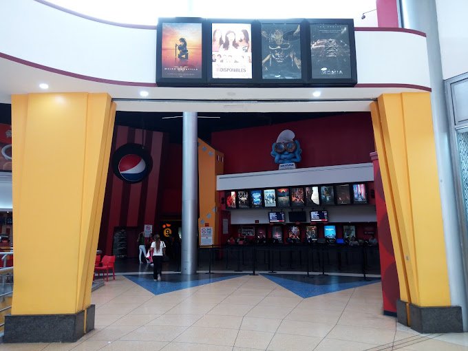 Fachada de Cines Unidos Sambil Maracaibo 7249