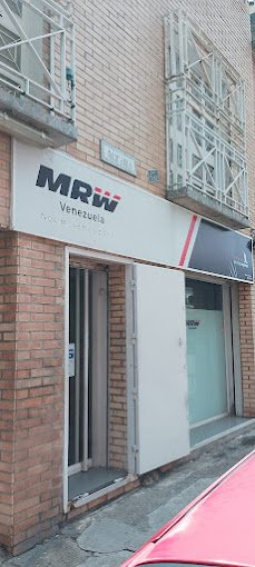 Fachada de MRW La Castellana