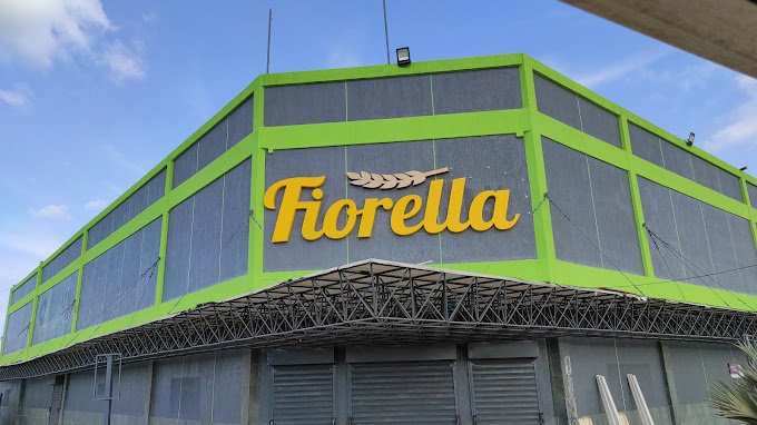 Fachada de Fiorella Supermarket Coromoto