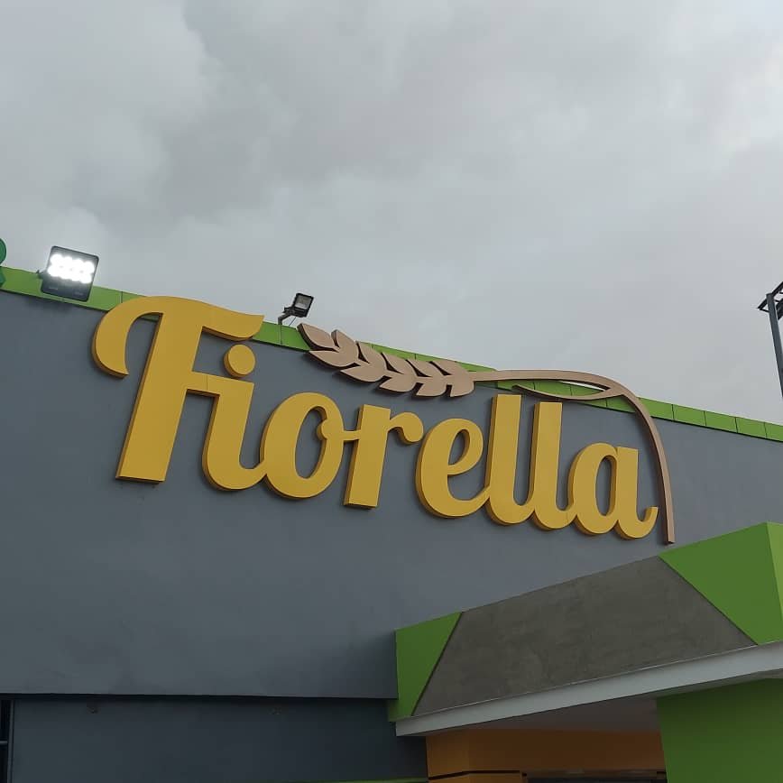 Fachada de Fiorella Supermarket San Jacinto