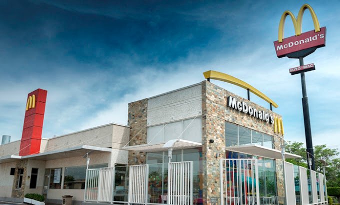 Fachada de McDonald's Av Lara